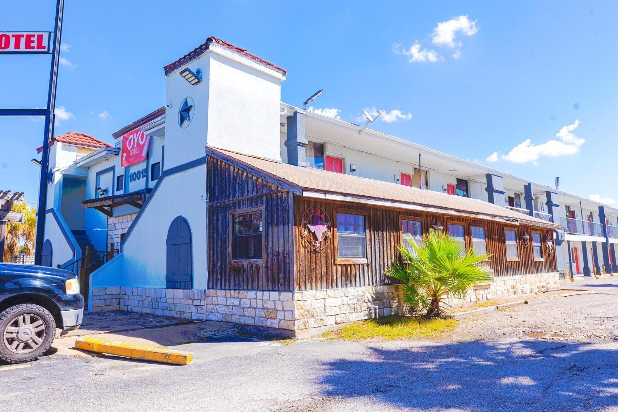 Oyo Hotel Houston, Tx Near Medical Center Nrg Stadium מראה חיצוני תמונה
